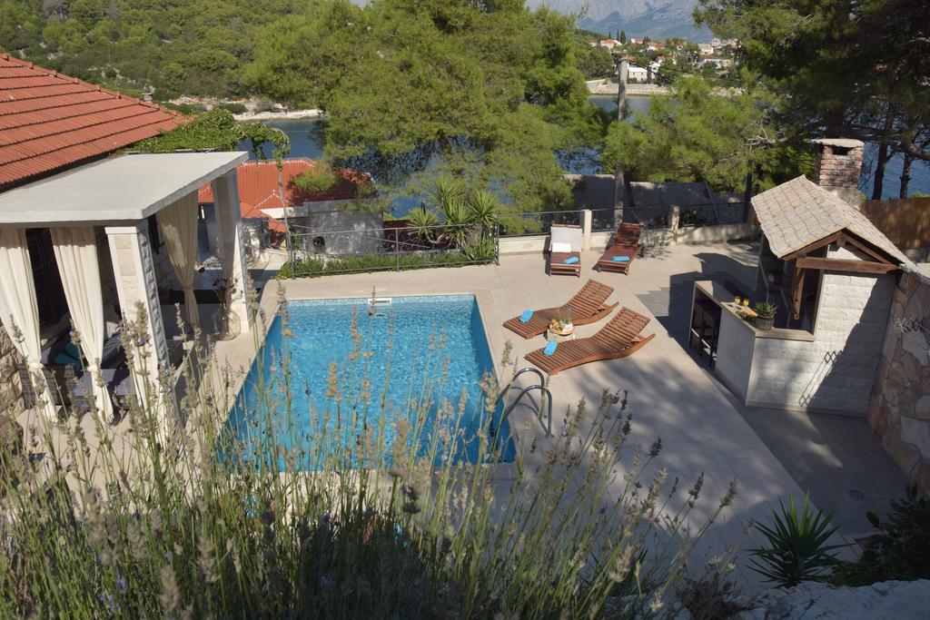 Villa Sky With Stunning View Selca  Экстерьер фото