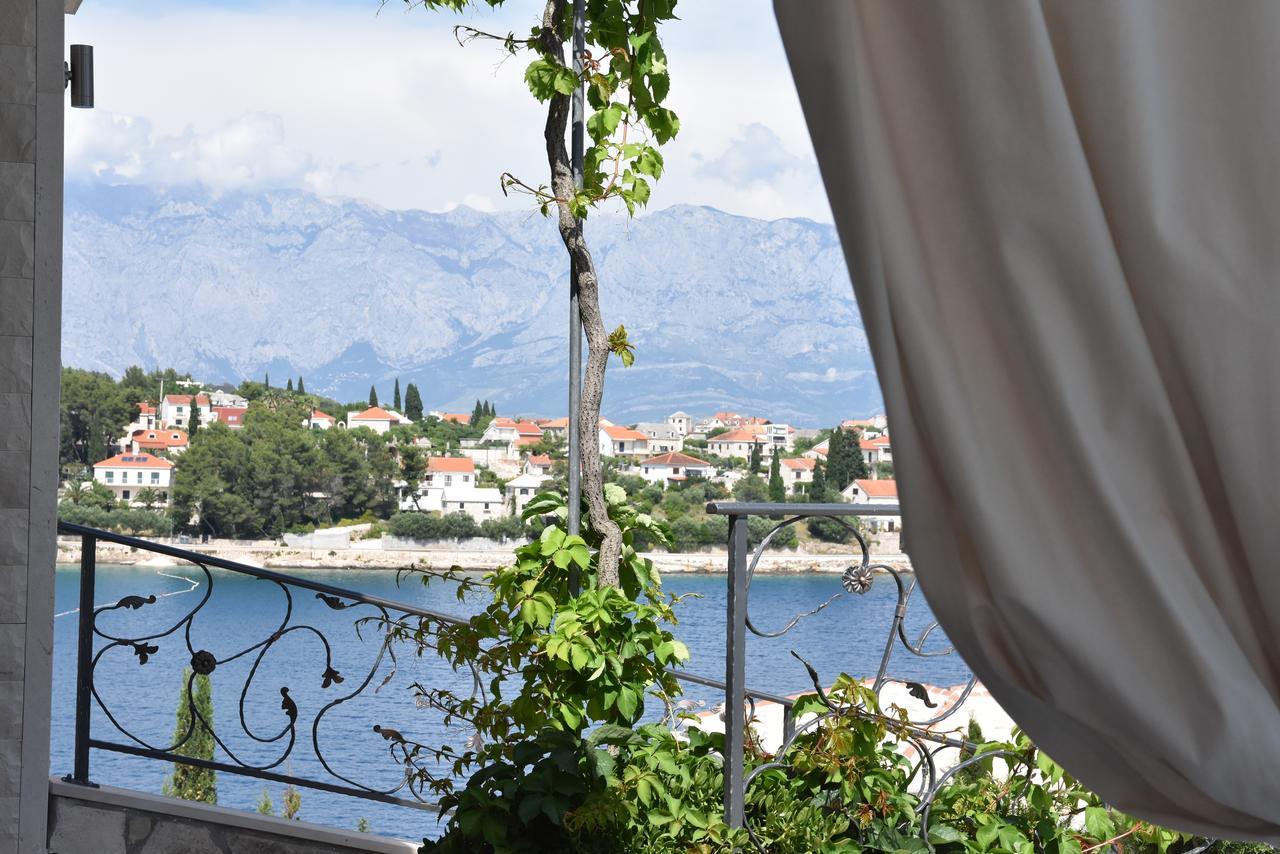 Villa Sky With Stunning View Selca  Экстерьер фото